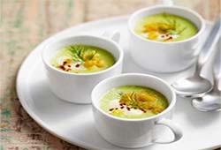 Gurken-Ingwer-Suppe.