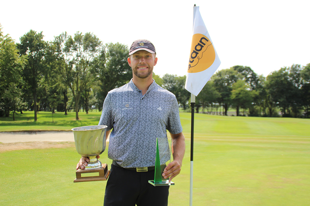 KoenKouwenaar-StaanOpen2024-Trophy-ProGolfTour