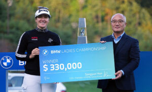  BMW-Ladies-Championship-2024-Hannah-Green-Sangyun-Han-Director-und-President-BMW-Group-Korea-