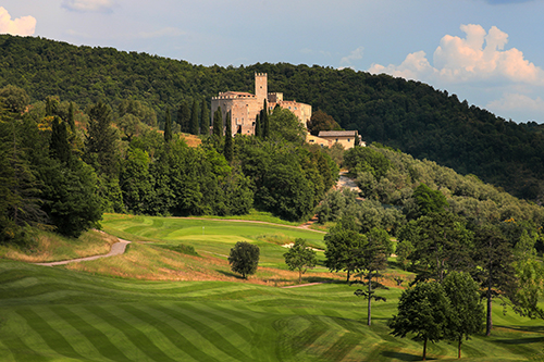 Antognolla-Golf_Hole-6-and-Castle