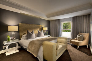 MH- Oaklands Suite